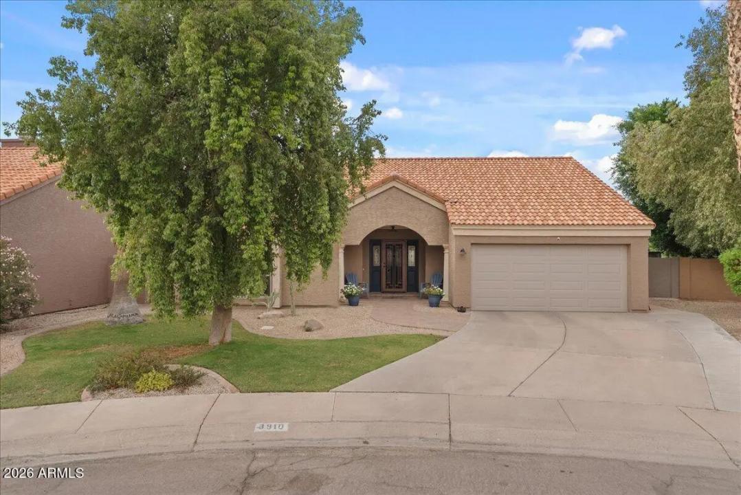 Real Estate Picture 9