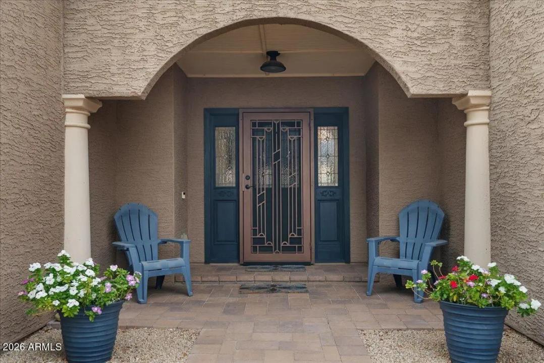 Real Estate Picture 11