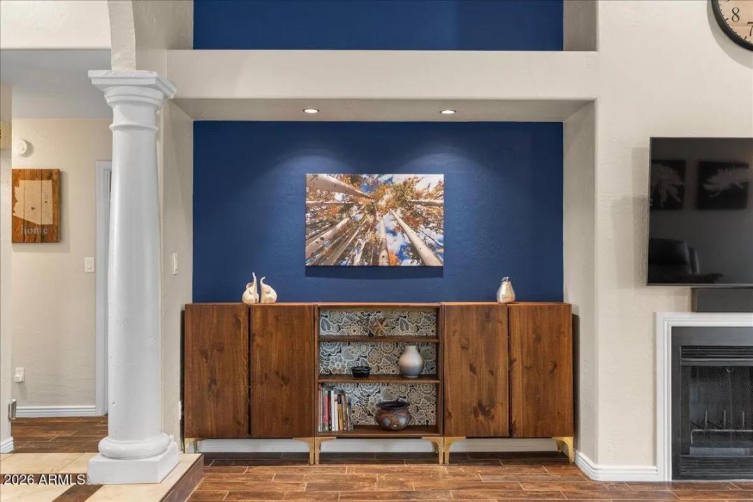 Real Estate Picture 16