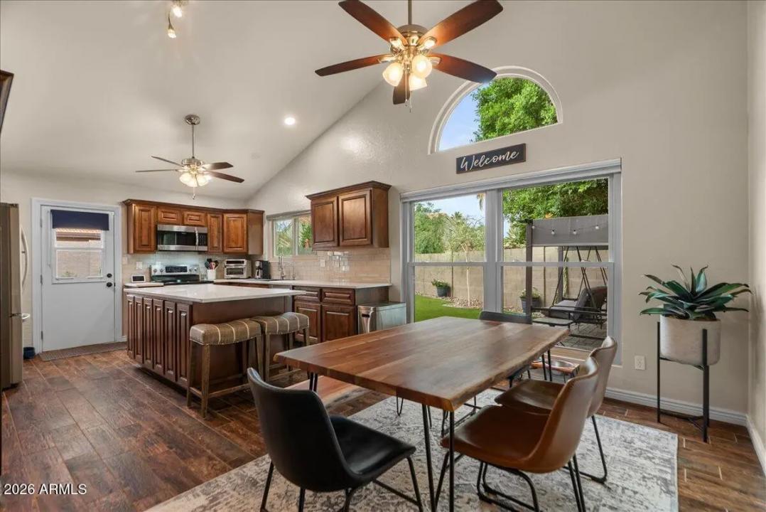 Real Estate Picture 21