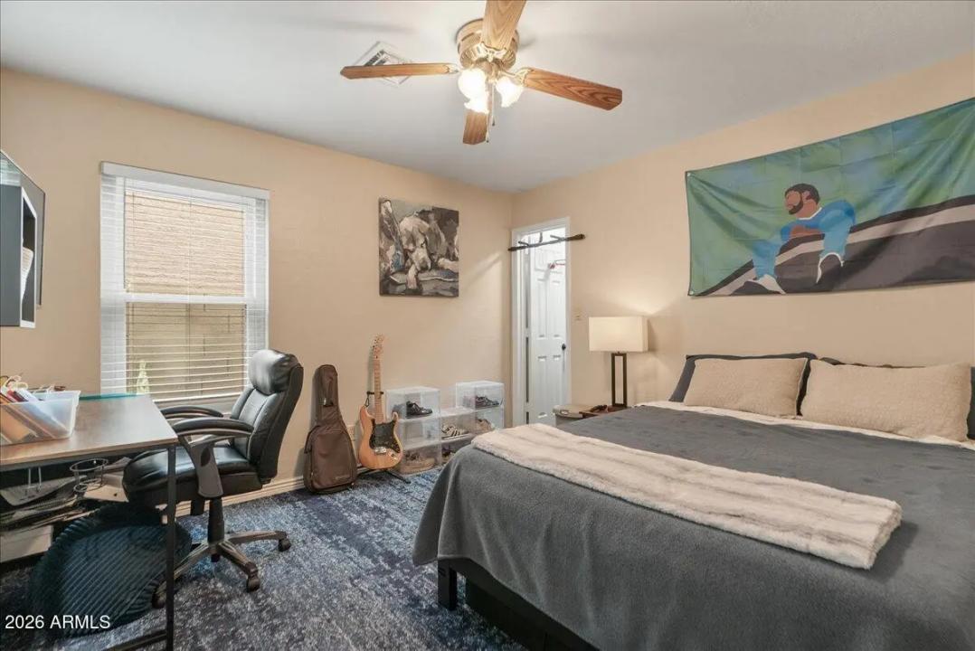 Real Estate Picture 34