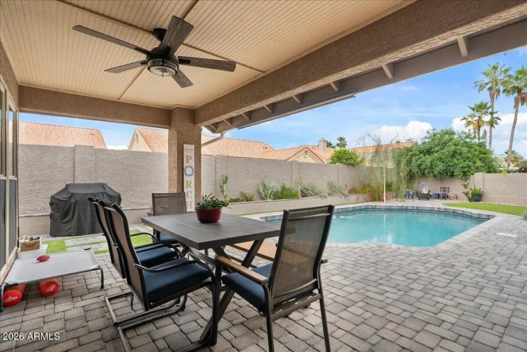 Real Estate Picture 40