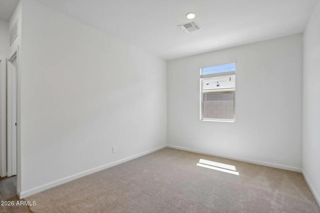 Real Estate Picture 19