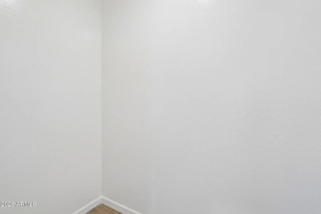 Real Estate Picture 22