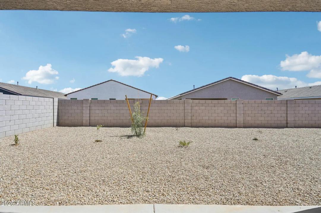 Real Estate Picture 30