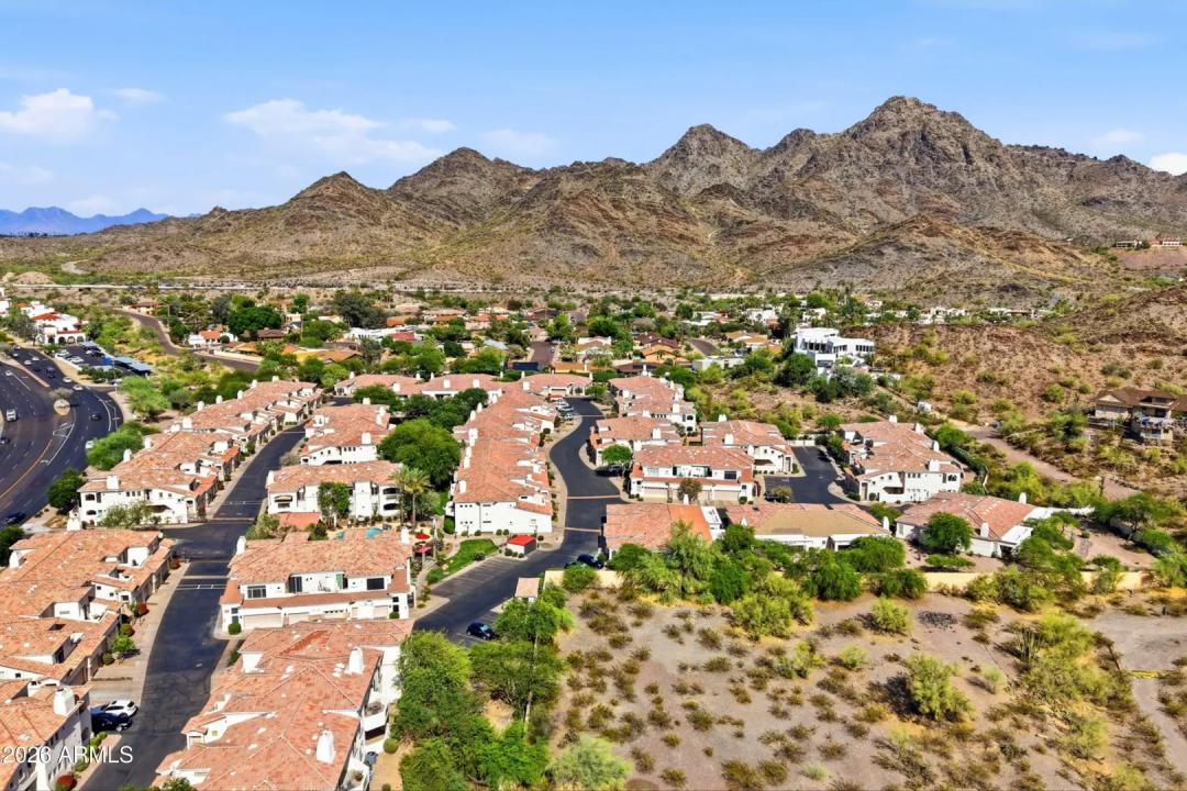 Real Estate Picture 33