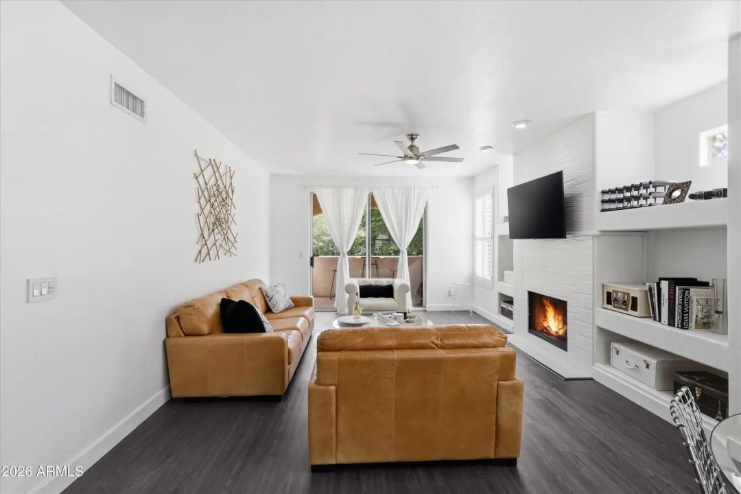 Real Estate Picture 6