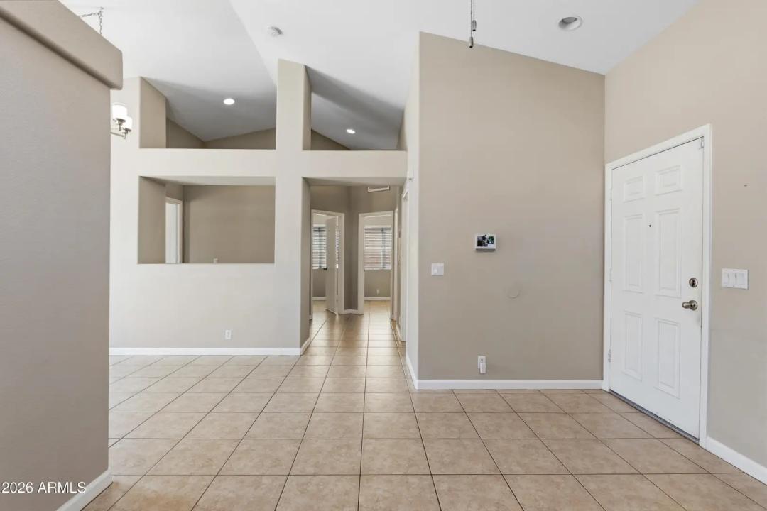 Real Estate Picture 12