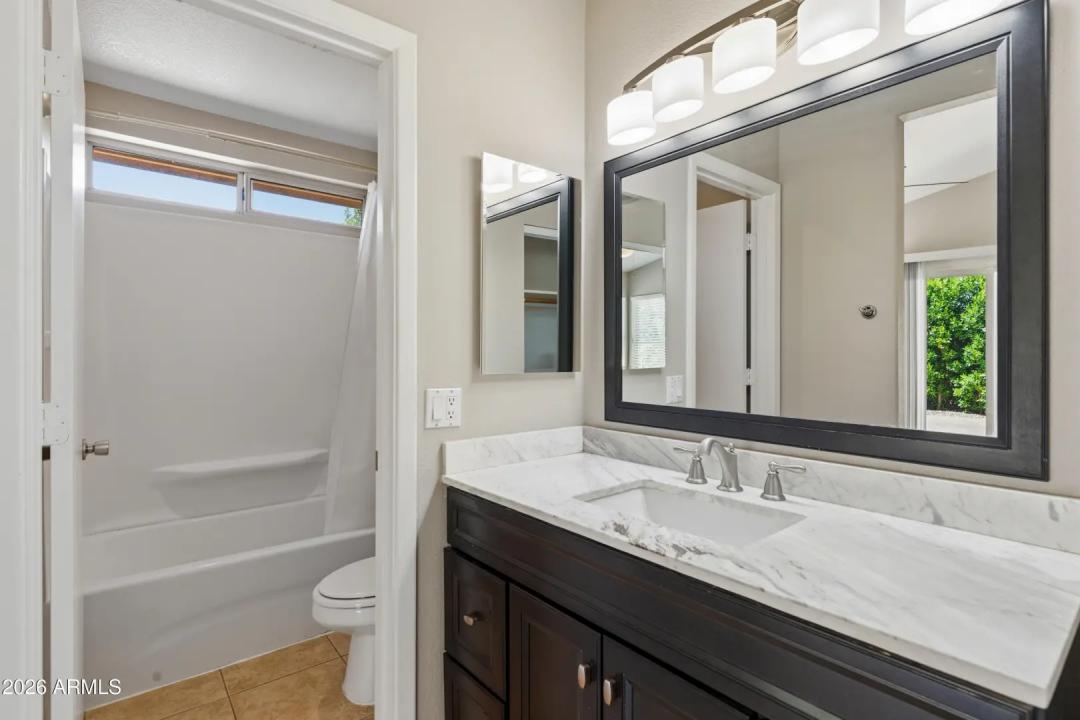 Real Estate Picture 6