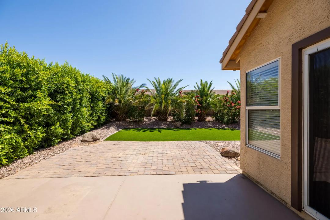 Real Estate Picture 27