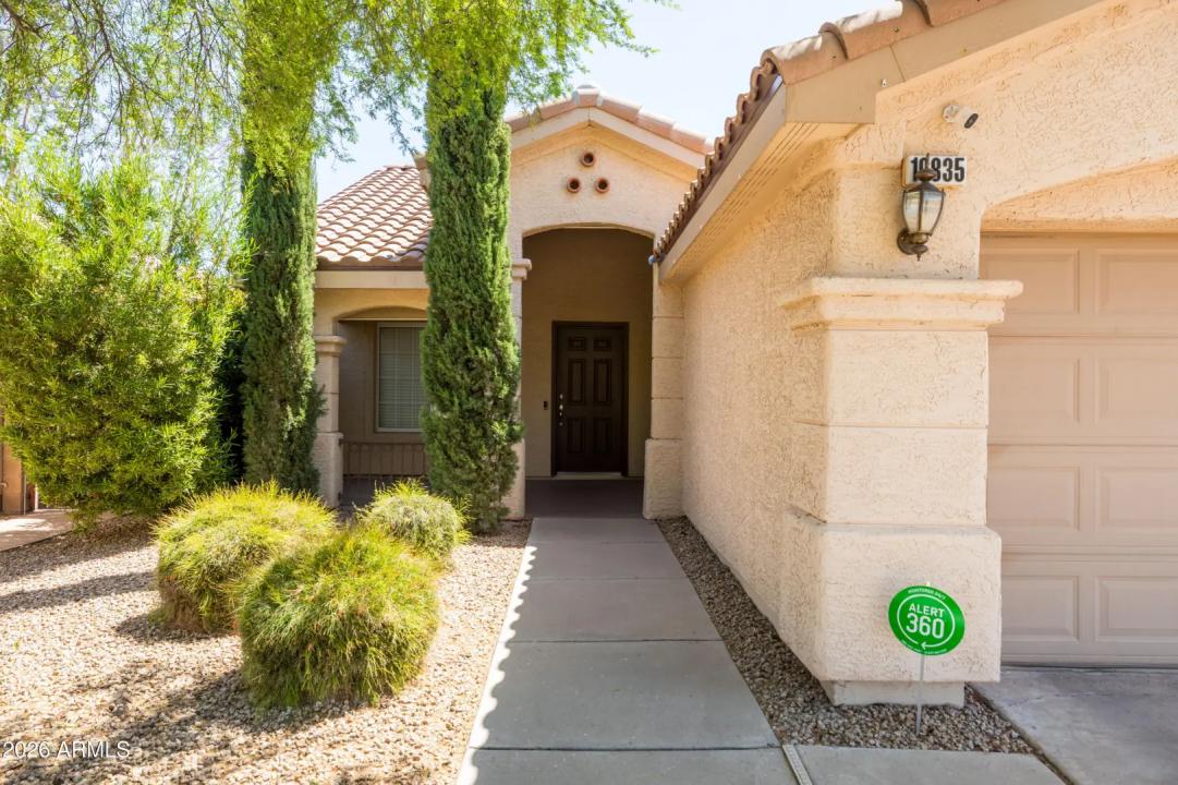 Real Estate Picture 33