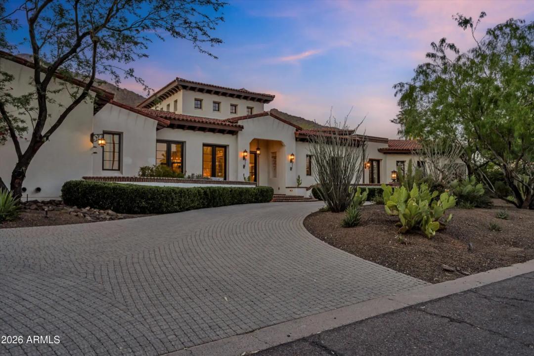 Real Estate Picture 6