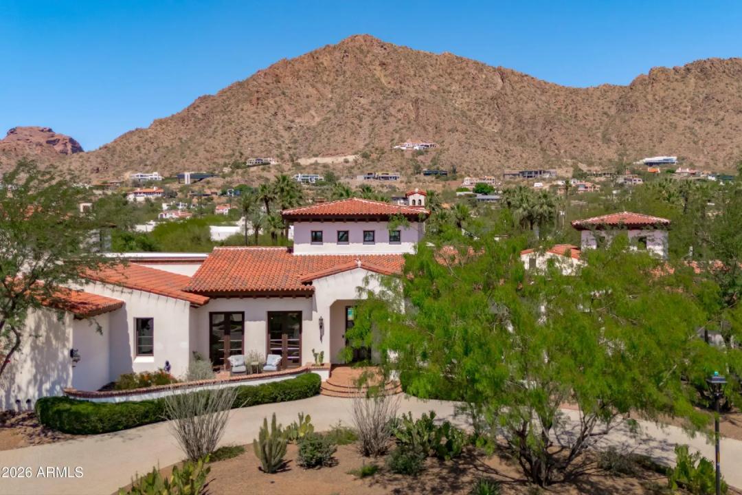 Real Estate Picture 7