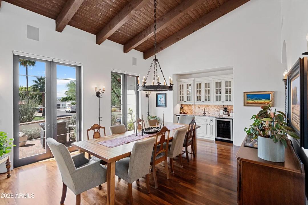 Real Estate Picture 17