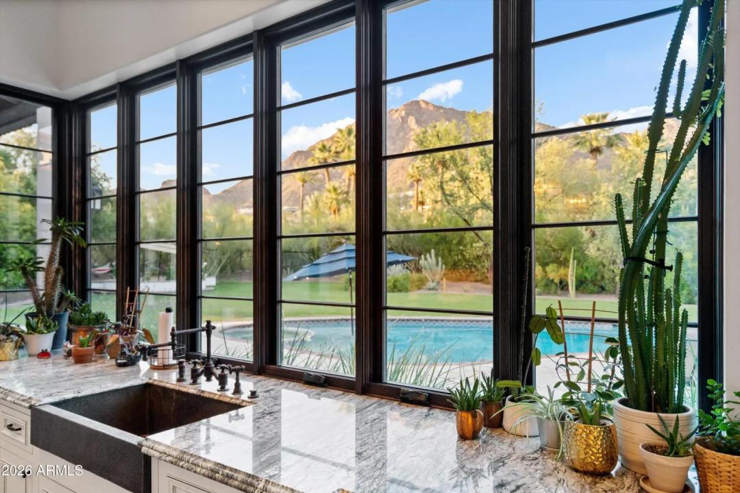 Real Estate Picture 30