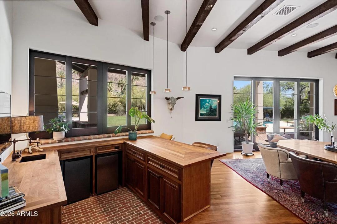 Real Estate Picture 43