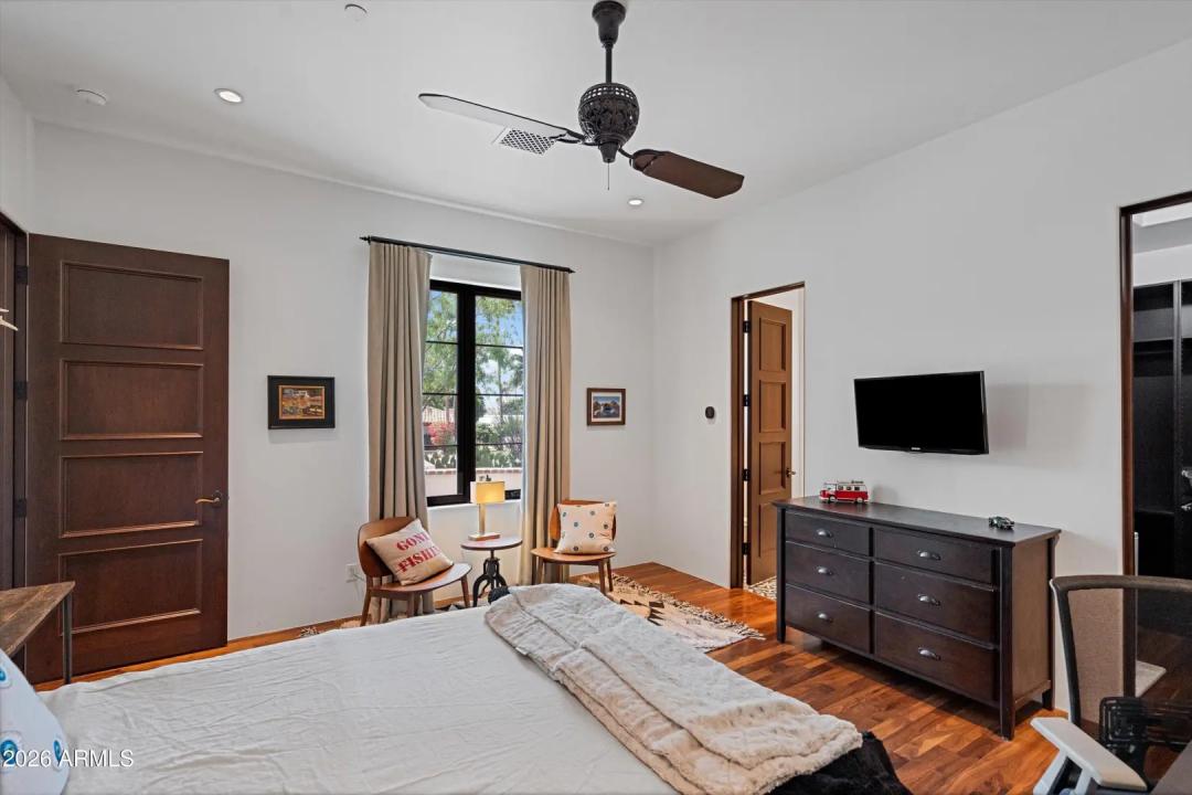 Real Estate Picture 72