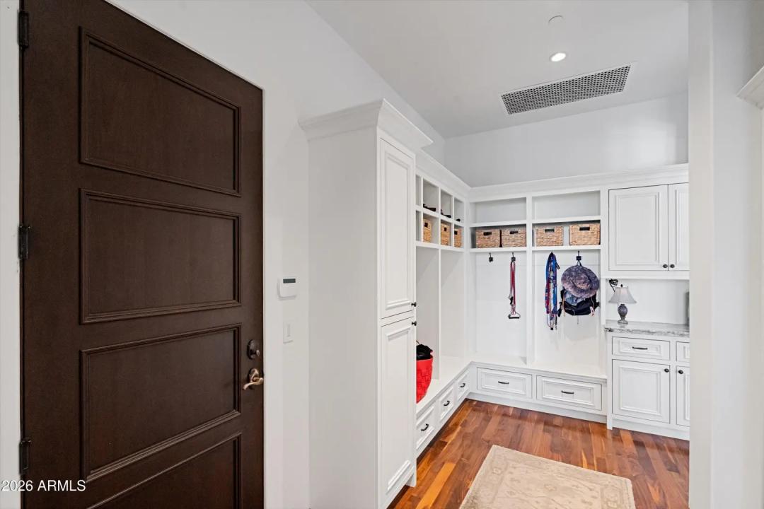 Real Estate Picture 75