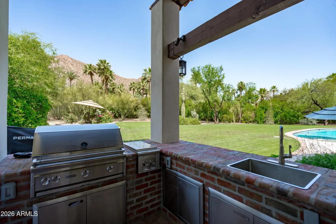 Real Estate Picture 106