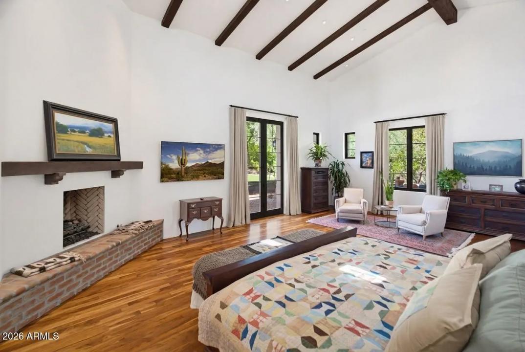 Real Estate Picture 17