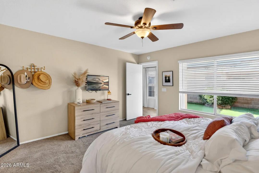 Real Estate Picture 21