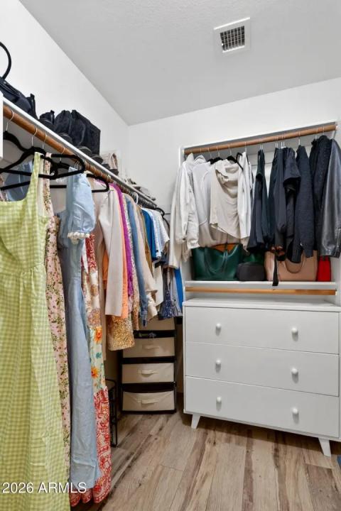 Real Estate Picture 27