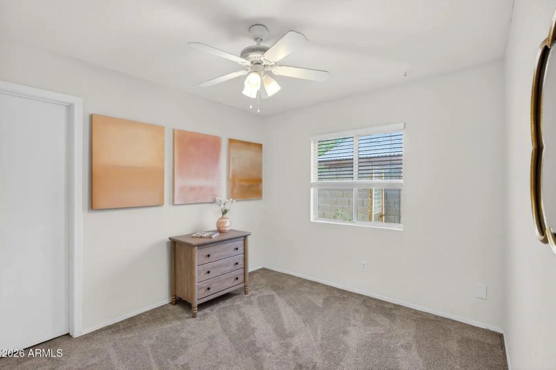 Real Estate Picture 28