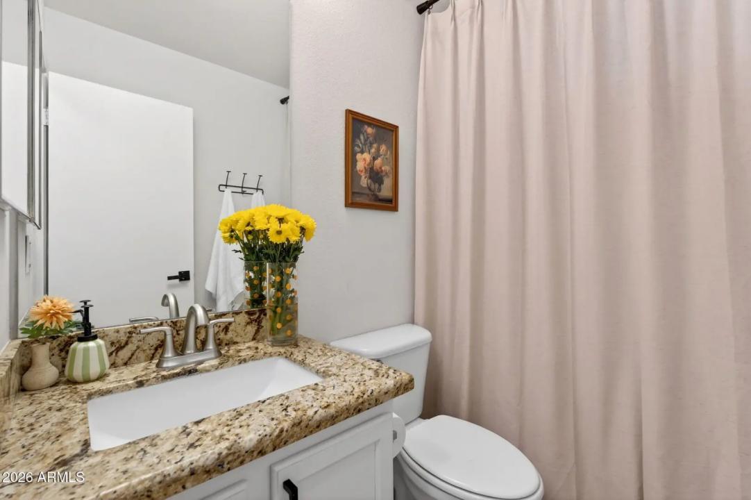 Real Estate Picture 32