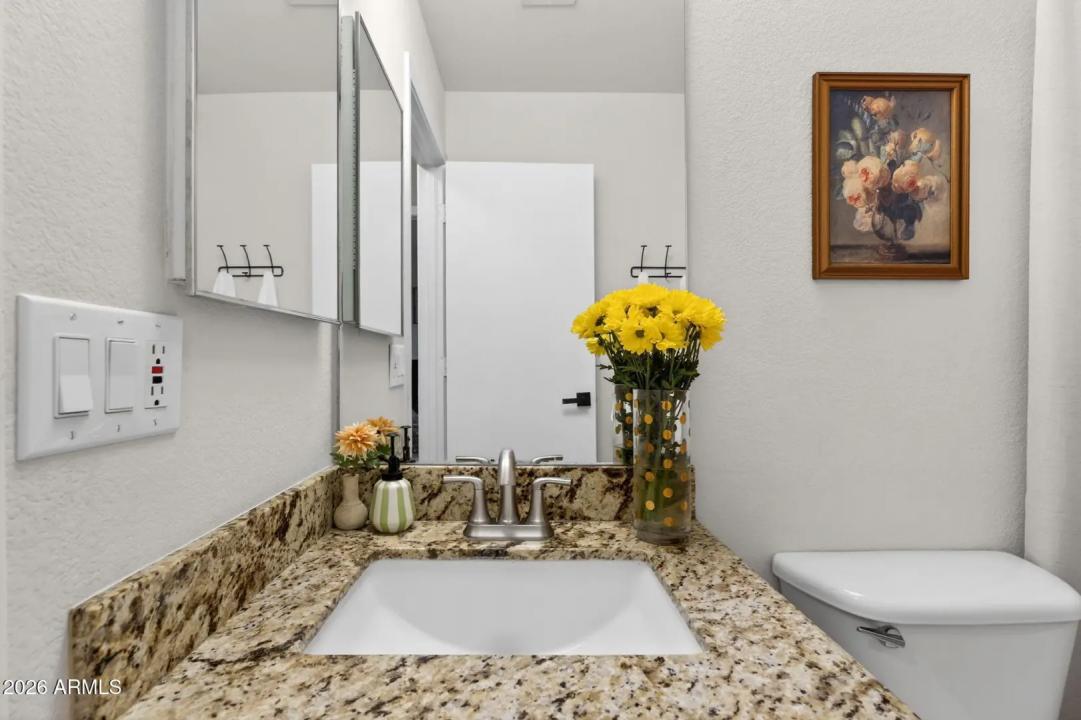 Real Estate Picture 33