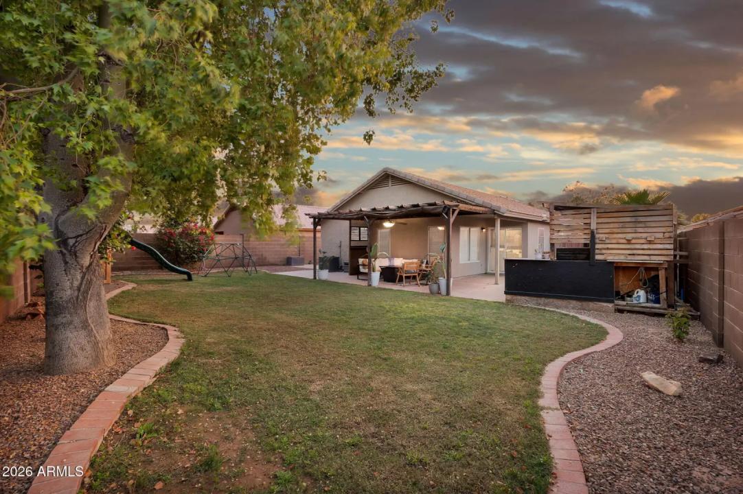 Real Estate Picture 45