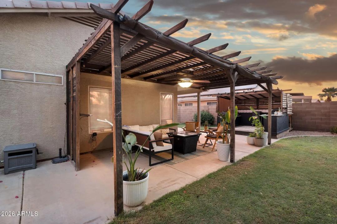 Real Estate Picture 38