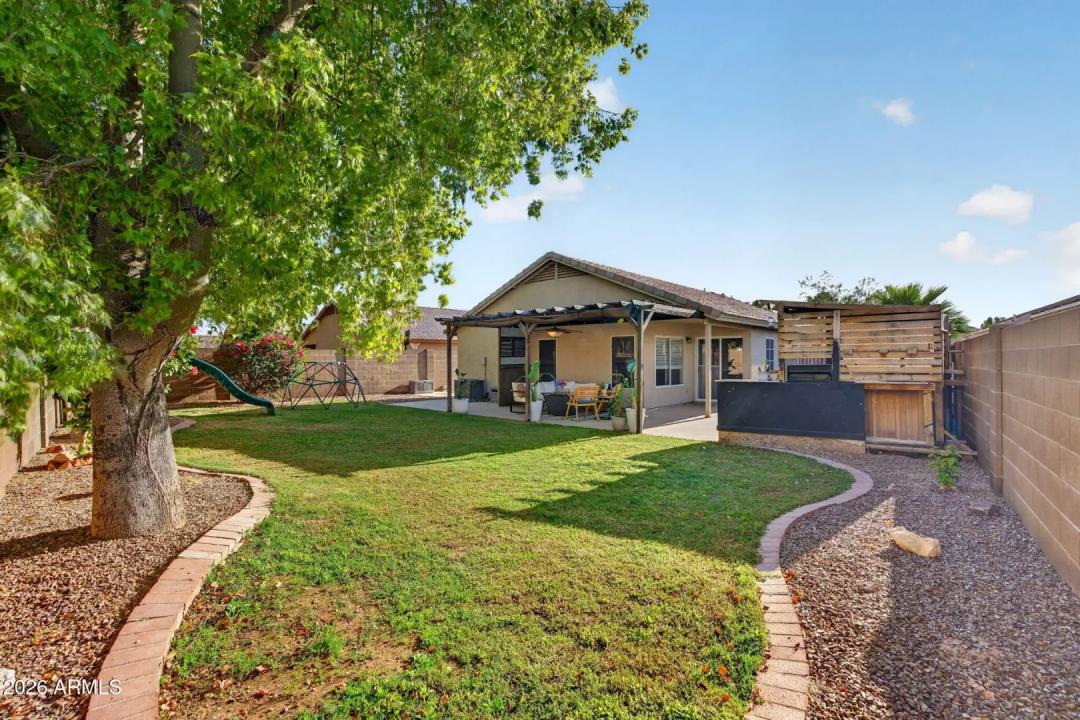 Real Estate Picture 44