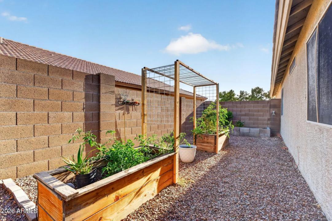 Real Estate Picture 66