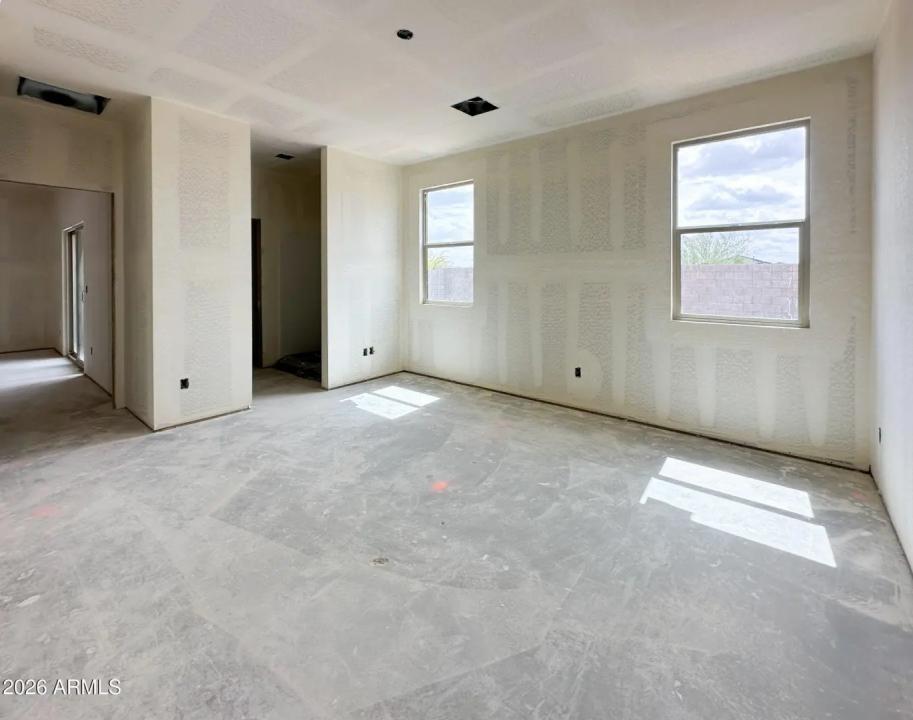 Real Estate Picture 7