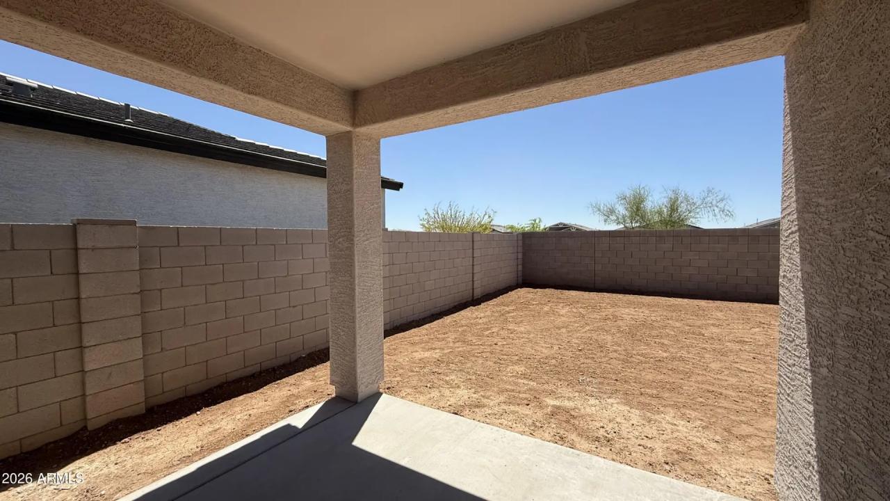 Real Estate Picture 15