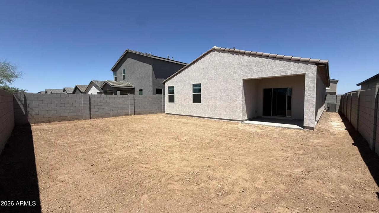 Real Estate Picture 16