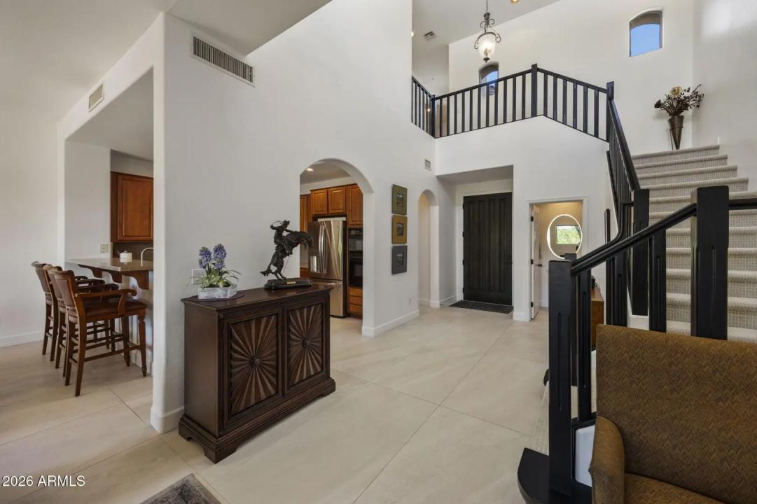 Real Estate Picture 16