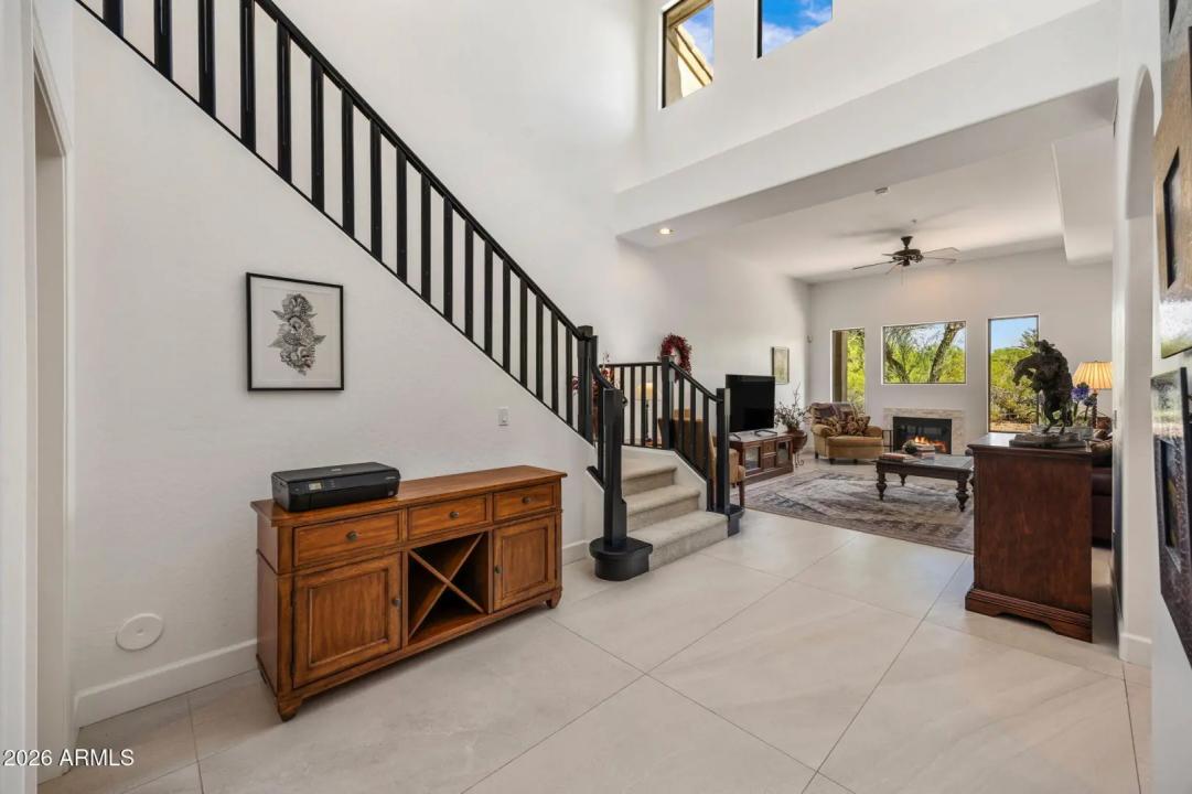 Real Estate Picture 18