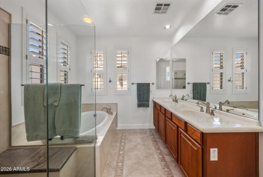 Real Estate Picture 31