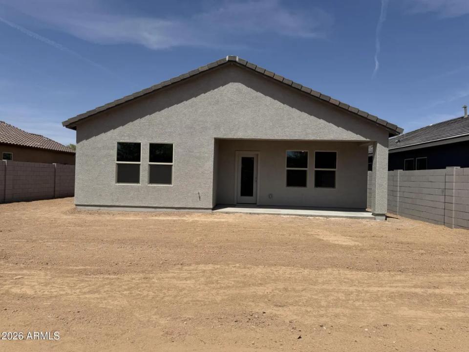 Real Estate Picture 13