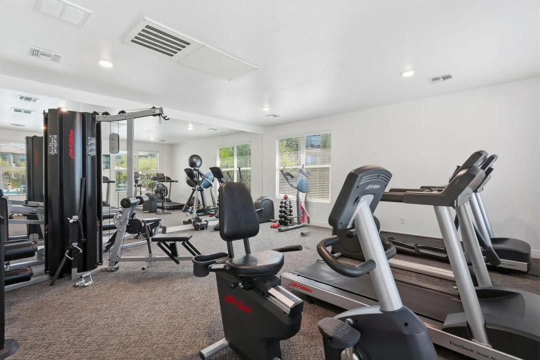 Real Estate Picture 28