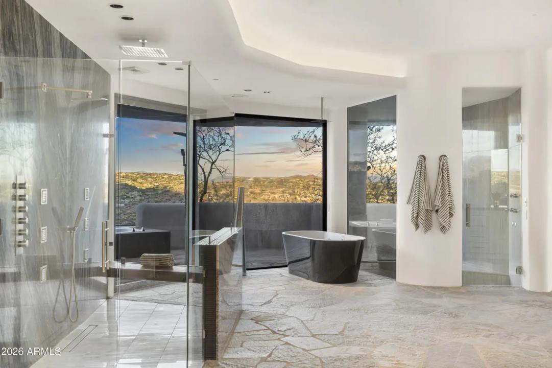 Real Estate Picture 42