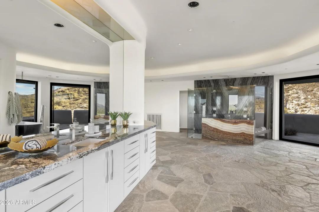 Real Estate Picture 47