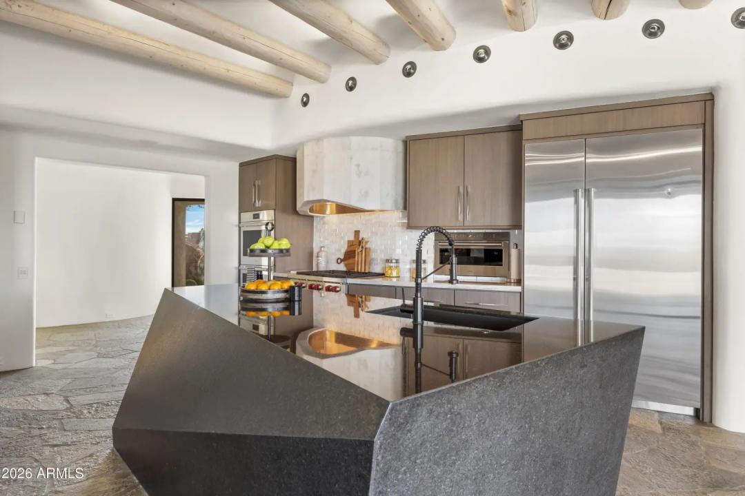 Real Estate Picture 29