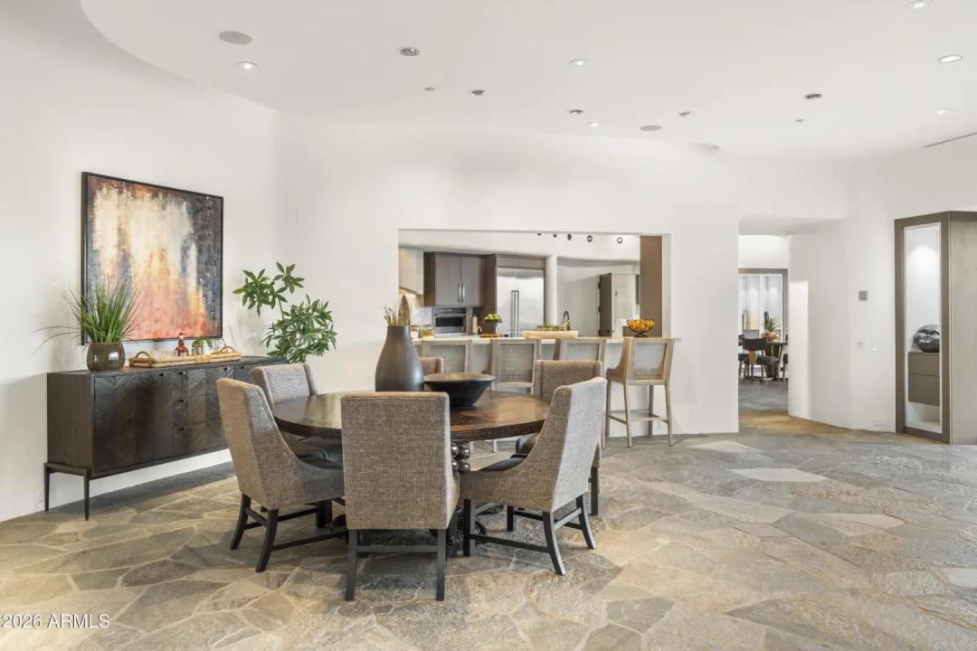 Real Estate Picture 21