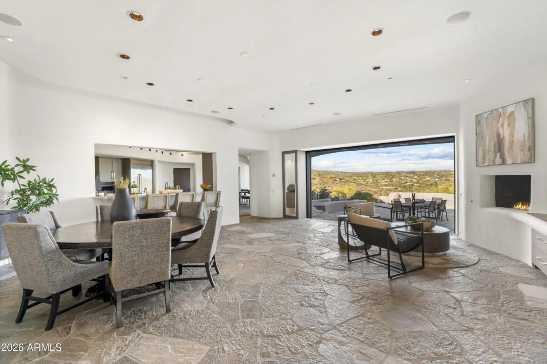 Real Estate Picture 22