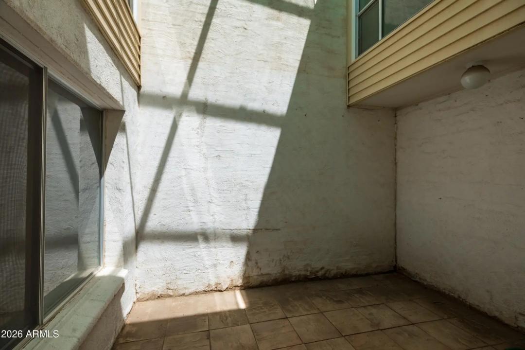 Real Estate Picture 15