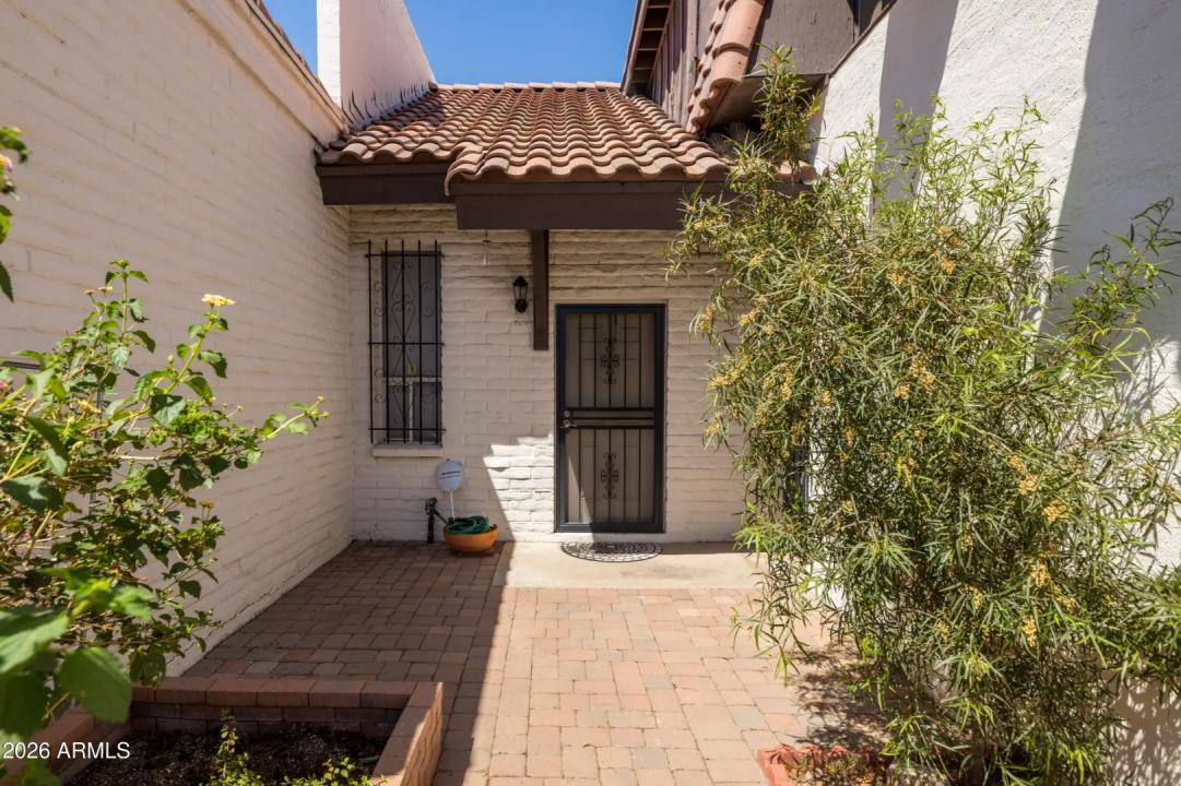 Real Estate Picture 2