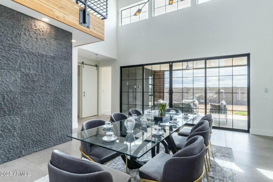 Real Estate Picture 19