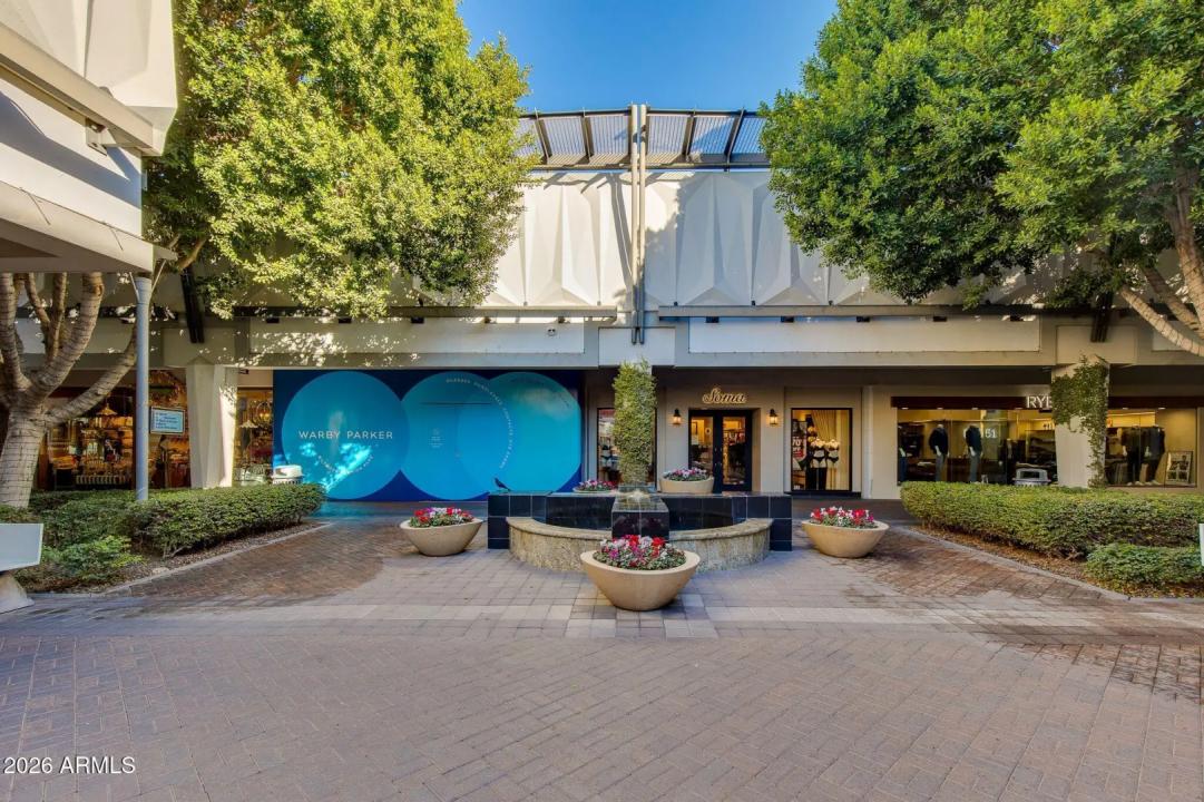 Real Estate Picture 58